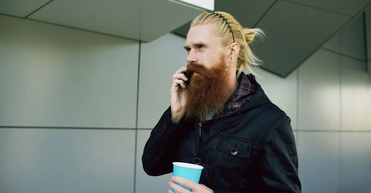 découvrez tout ce qu'il faut savoir sur la longueur de la barbe : conseils de taille, styles adaptés et astuces pour entretenir votre barbe selon sa longueur.