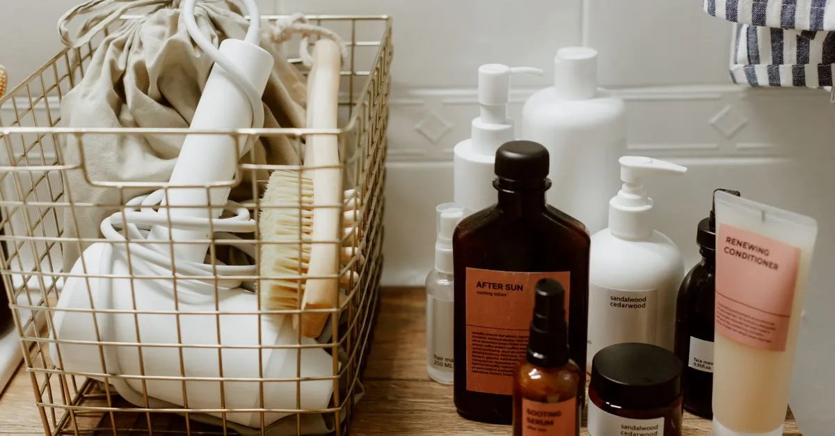 découvrez l'ordre idéal pour une routine de soins capillaires efficace afin d'obtenir des cheveux sains, brillants et bien nourris au quotidien.