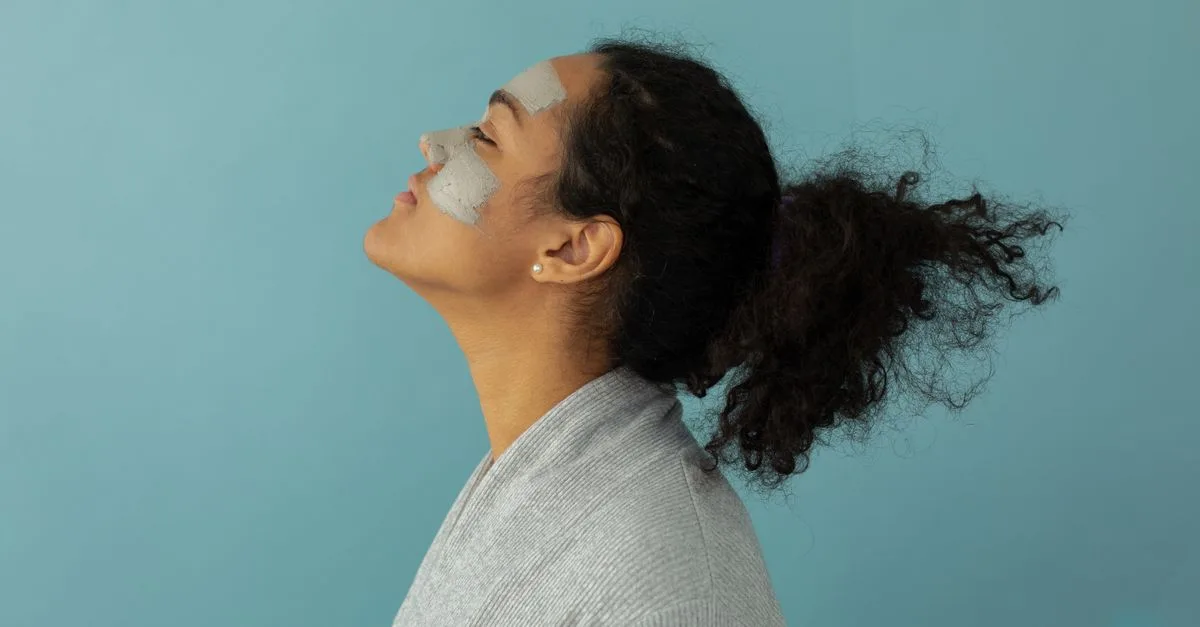 découvrez notre masque capillaire spécialement formulé pour les cheveux fins, qui nourrit en profondeur, apporte du volume et rend vos cheveux doux et brillants.