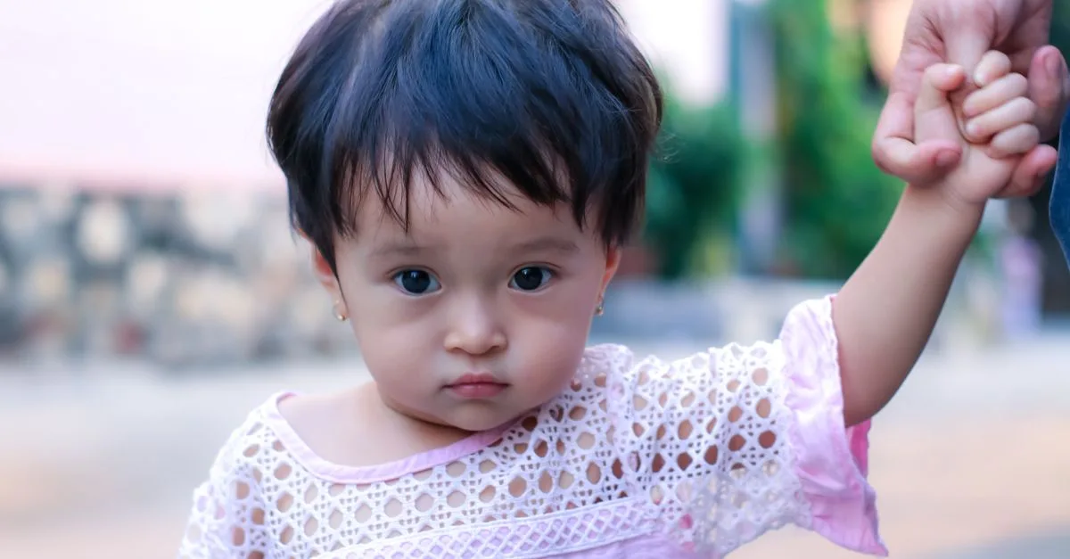 découvrez de jolies coupes au carré pour petite fille : des styles adorables, faciles à coiffer et adaptés à toutes les occasions.
