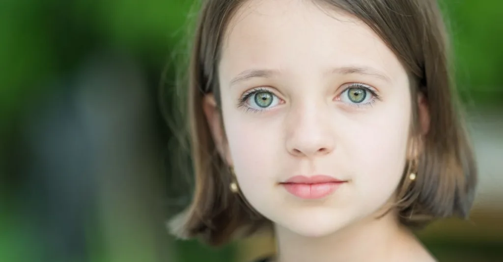 découvrez de jolies idées de coupes au carré pour petite fille : des styles adorables, faciles à coiffer et adaptés à toutes les longueurs de cheveux.